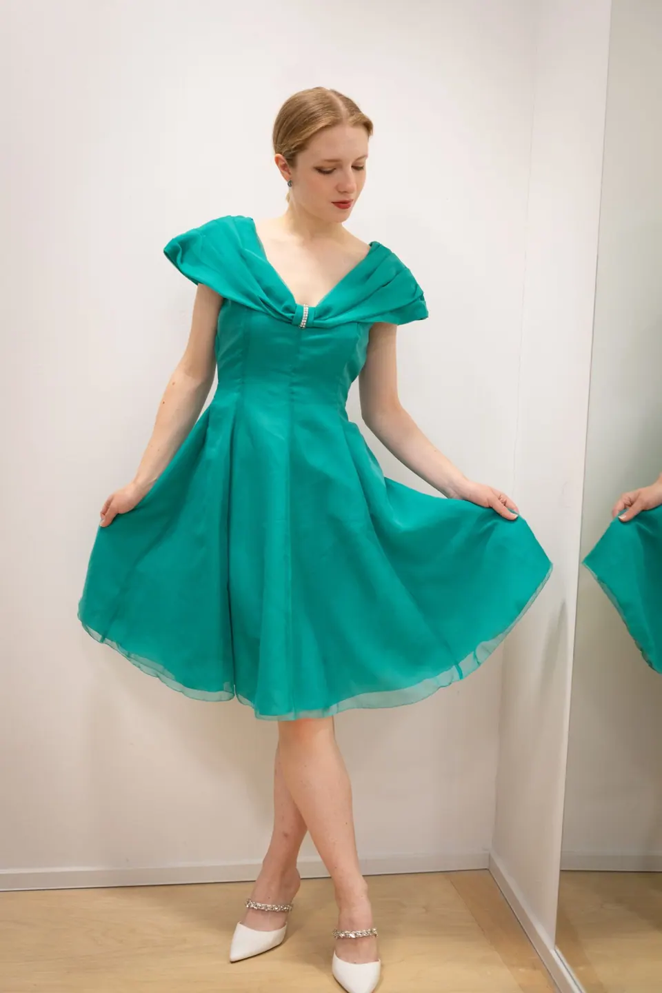 Krátké vintage modrozelené šaty - vel. XS – fotka 1